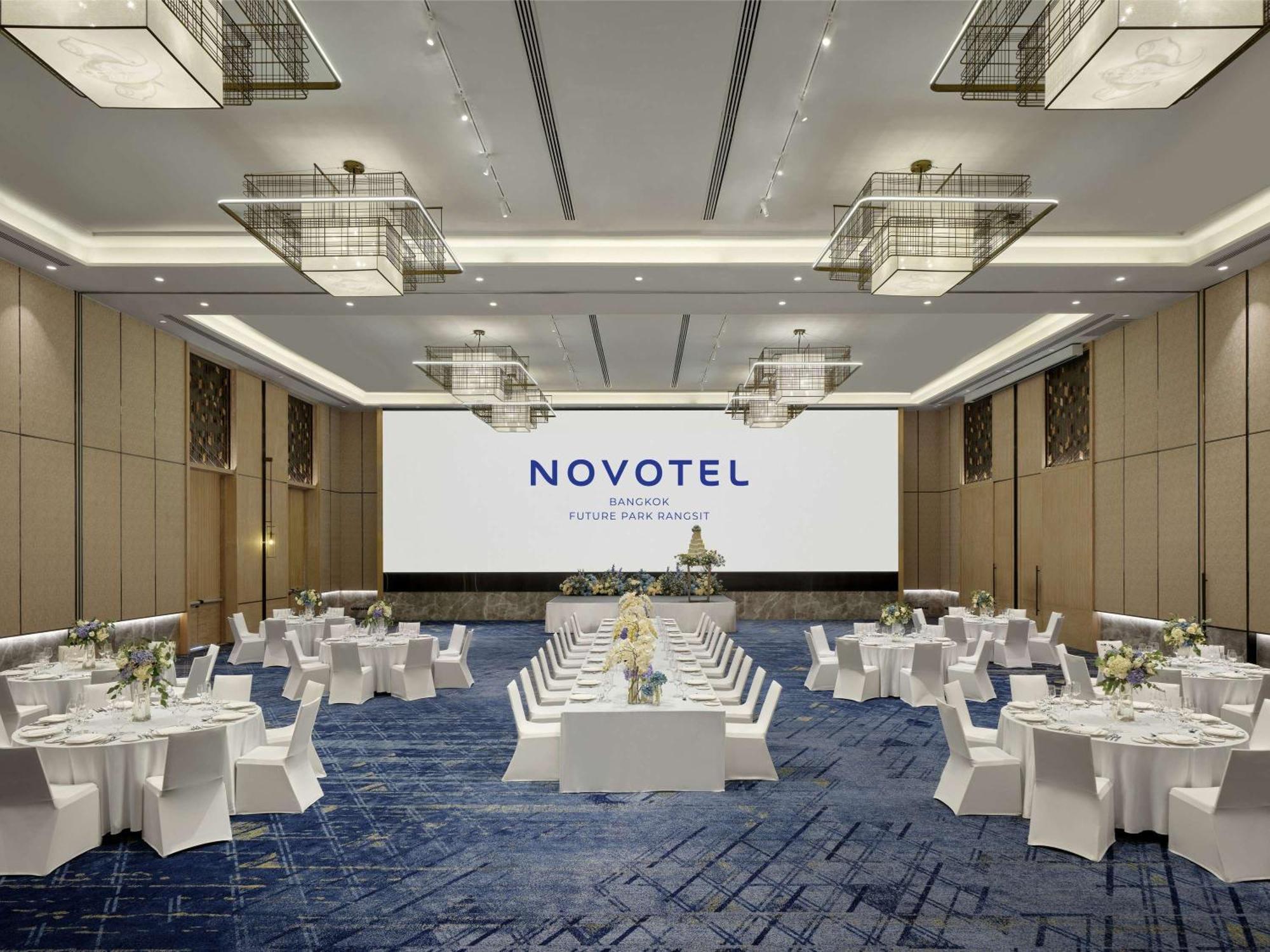 Novotel Bangkok Future Park Rangsit Pathum Thani Exterior photo