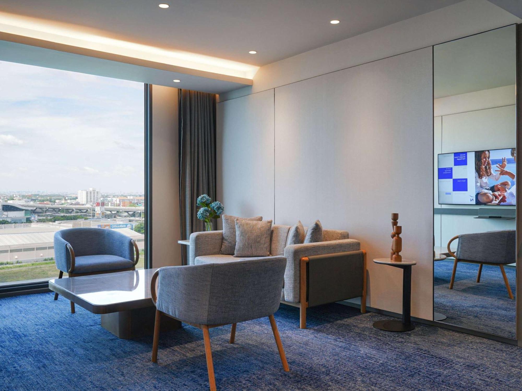 Novotel Bangkok Future Park Rangsit Pathum Thani Exterior photo